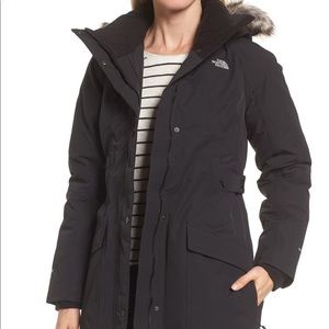 THE NORTH FACE OUTER BOROUGHS PARKA